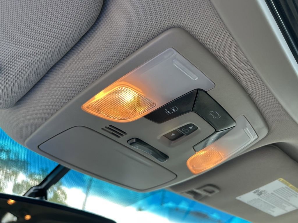 Used 2017 Toyota Sienna XLE w/ XLE Navigation Package image 40