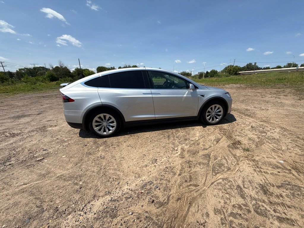 Used 2016 Tesla Model X 75D AWD/4WD image 49