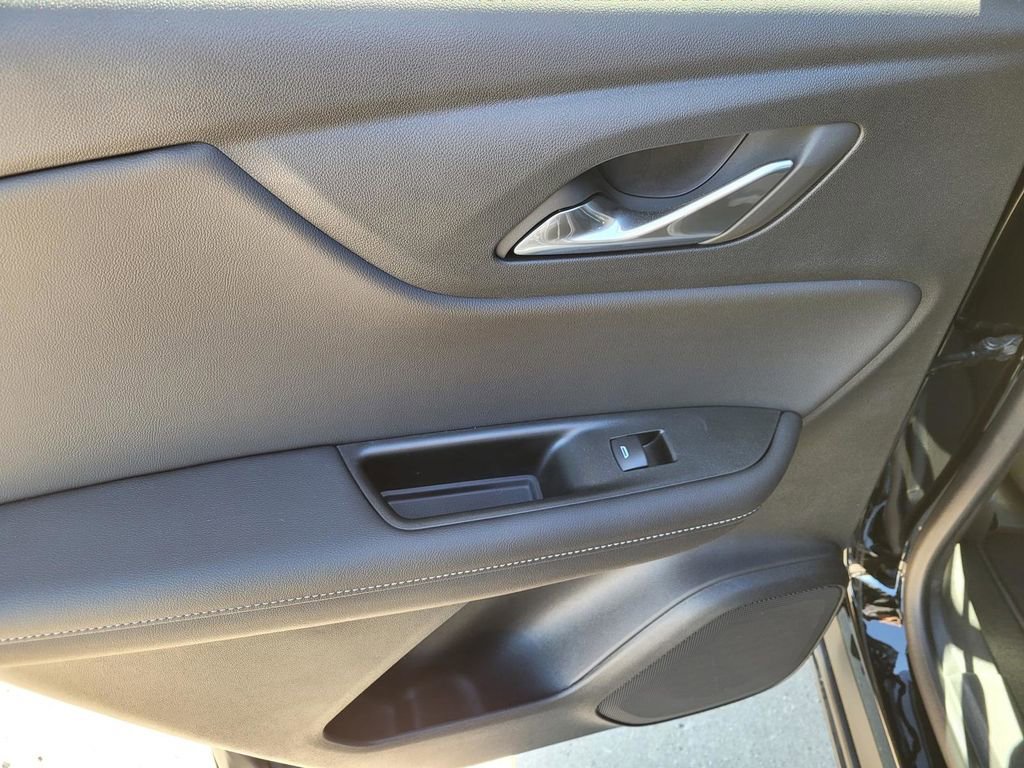 New 2026 Chevrolet Blazer LT w/ Convenience Package image 9