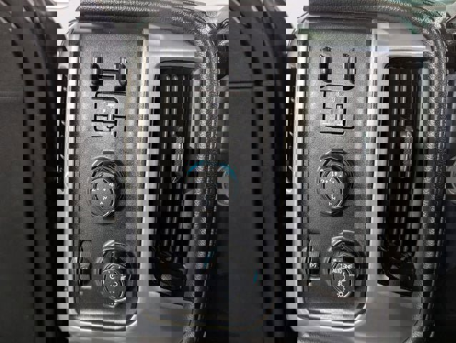 Used 2018 GMC Sierra 2500 SLT w/ Snow Plow Prep Package image 29