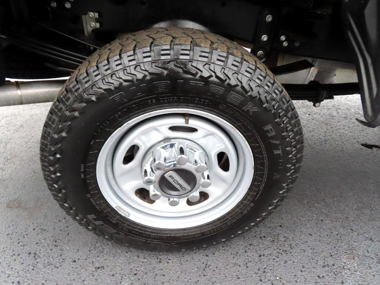 Used 2022 Ford F350 XL w/ Power Equipment Group image 20
