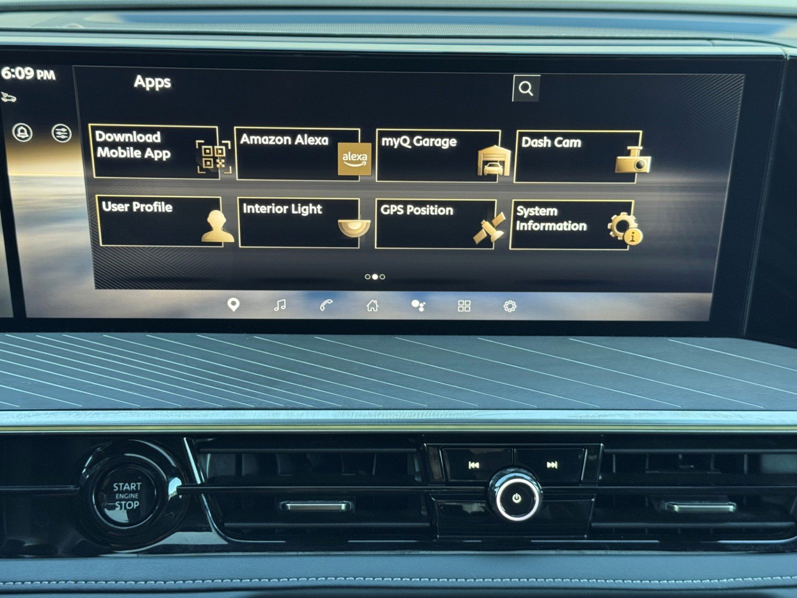 Used 2025 INFINITI QX80 Autograph AWD/4WD image 31