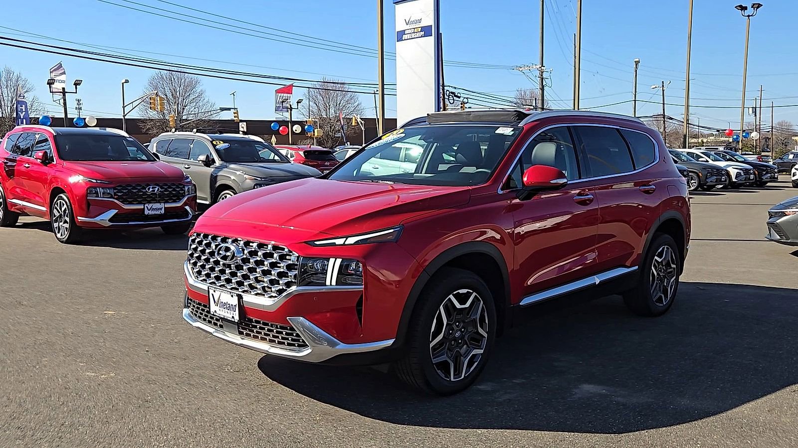 Certified 2023 Hyundai Santa Fe Limited w/ Cargo Package AWD/4WD image 4
