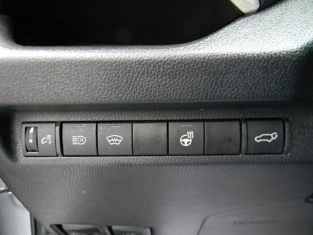 Certified 2024 Toyota RAV4 XLE w/ Convenience Package AWD/4WD image 16