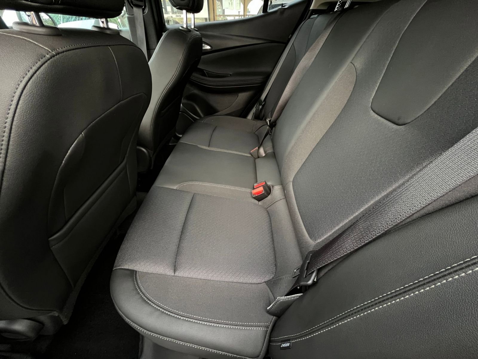 Used 2025 Buick Encore GX Preferred image 25