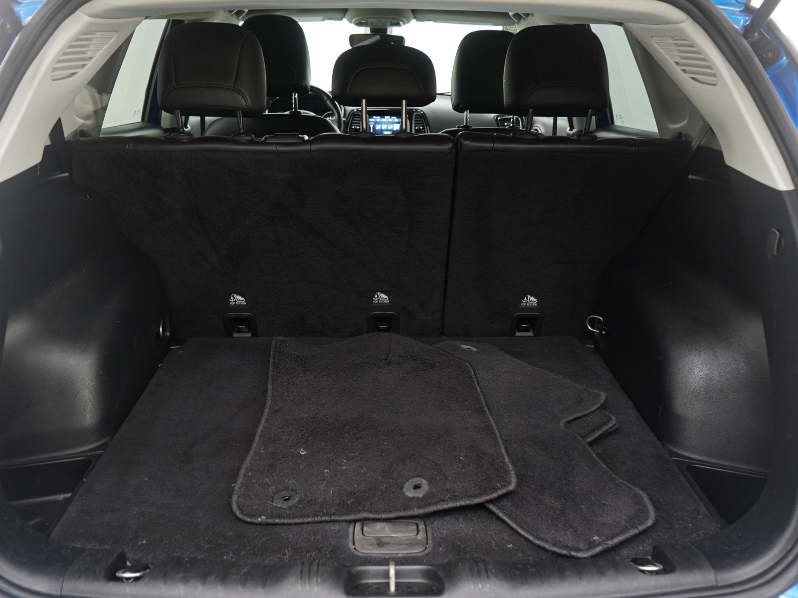 Used 2020 Jeep Compass Limited image 9