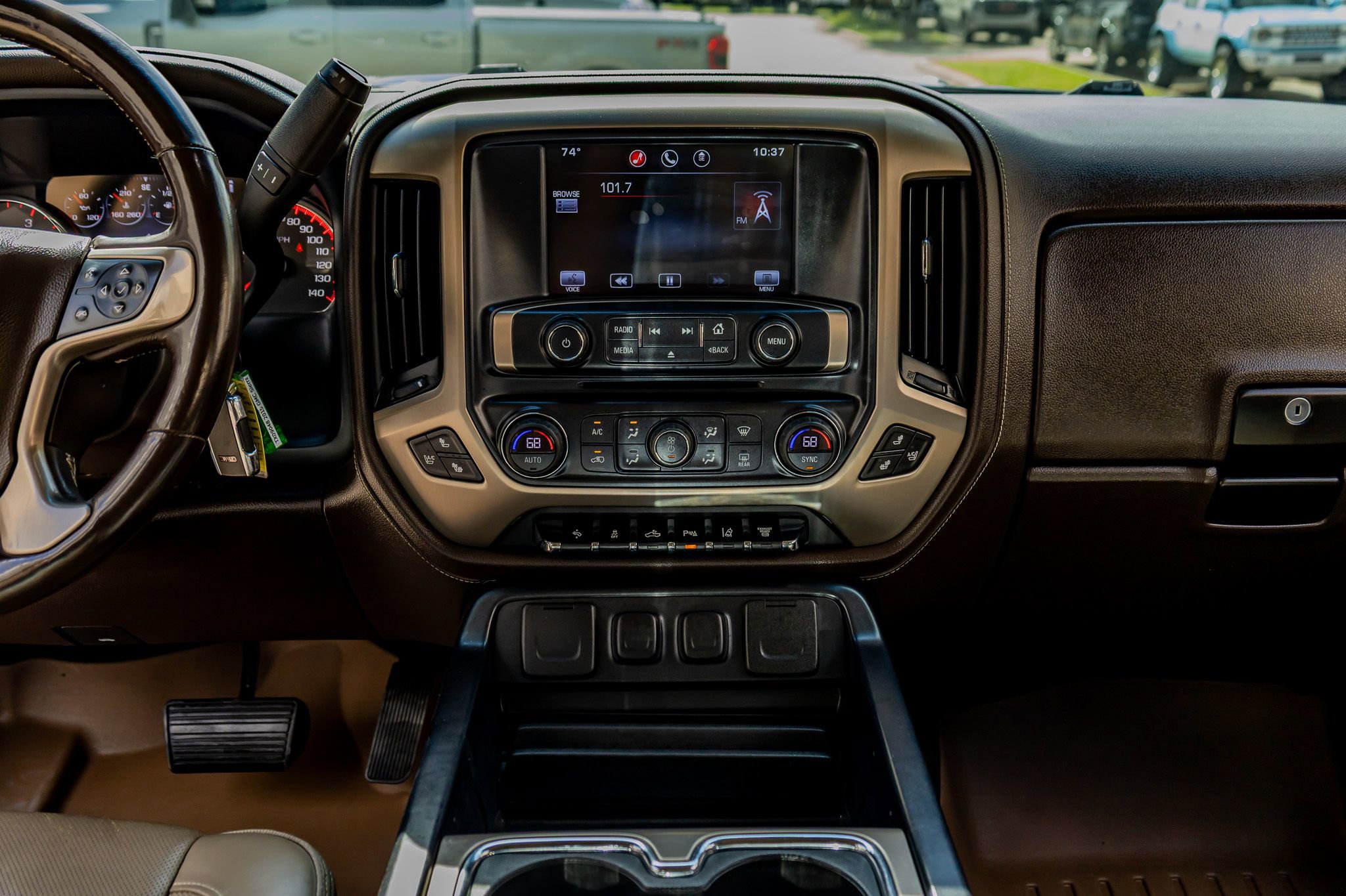 Used 2015 GMC Sierra 3500 Denali w/ Duramax Plus Package image 20