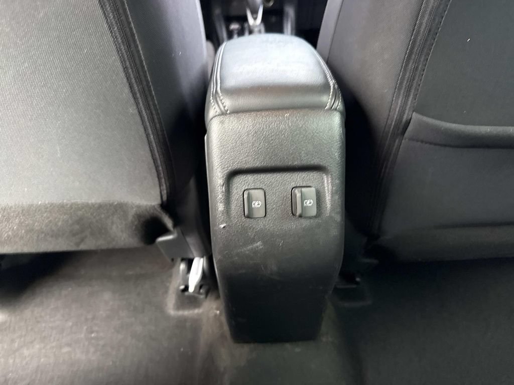 Used 2022 Nissan Kicks SV FWD image 19