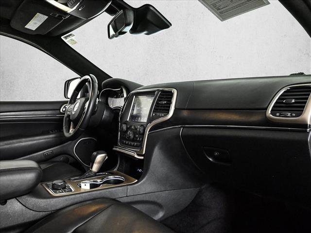 Used 2016 Jeep Grand Cherokee Summit w/ Platinum Series Group image 23