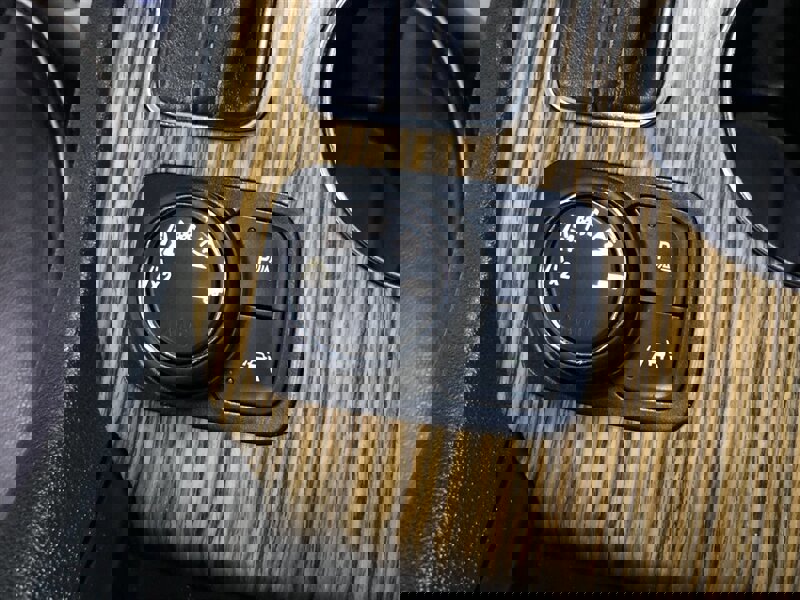 Used 2017 GMC Acadia Denali w/ Technology Package image 31