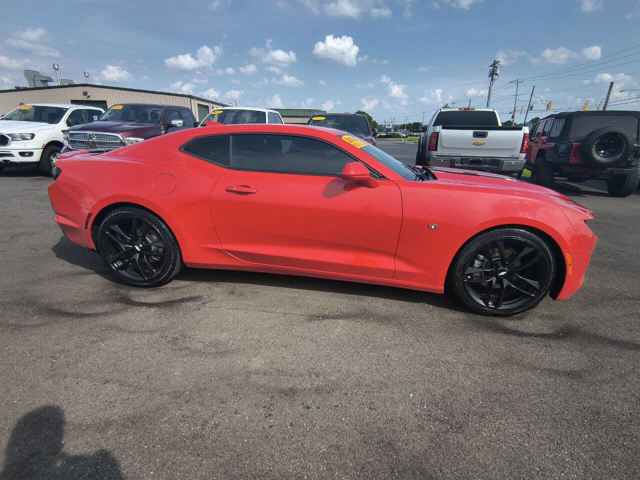 Used 2020 Chevrolet Camaro LT w/ RS Package image 5
