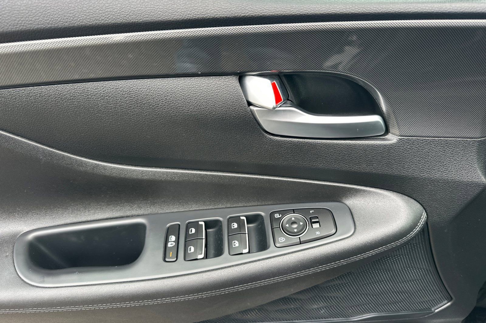 Used 2022 Hyundai Santa Fe SEL image 10