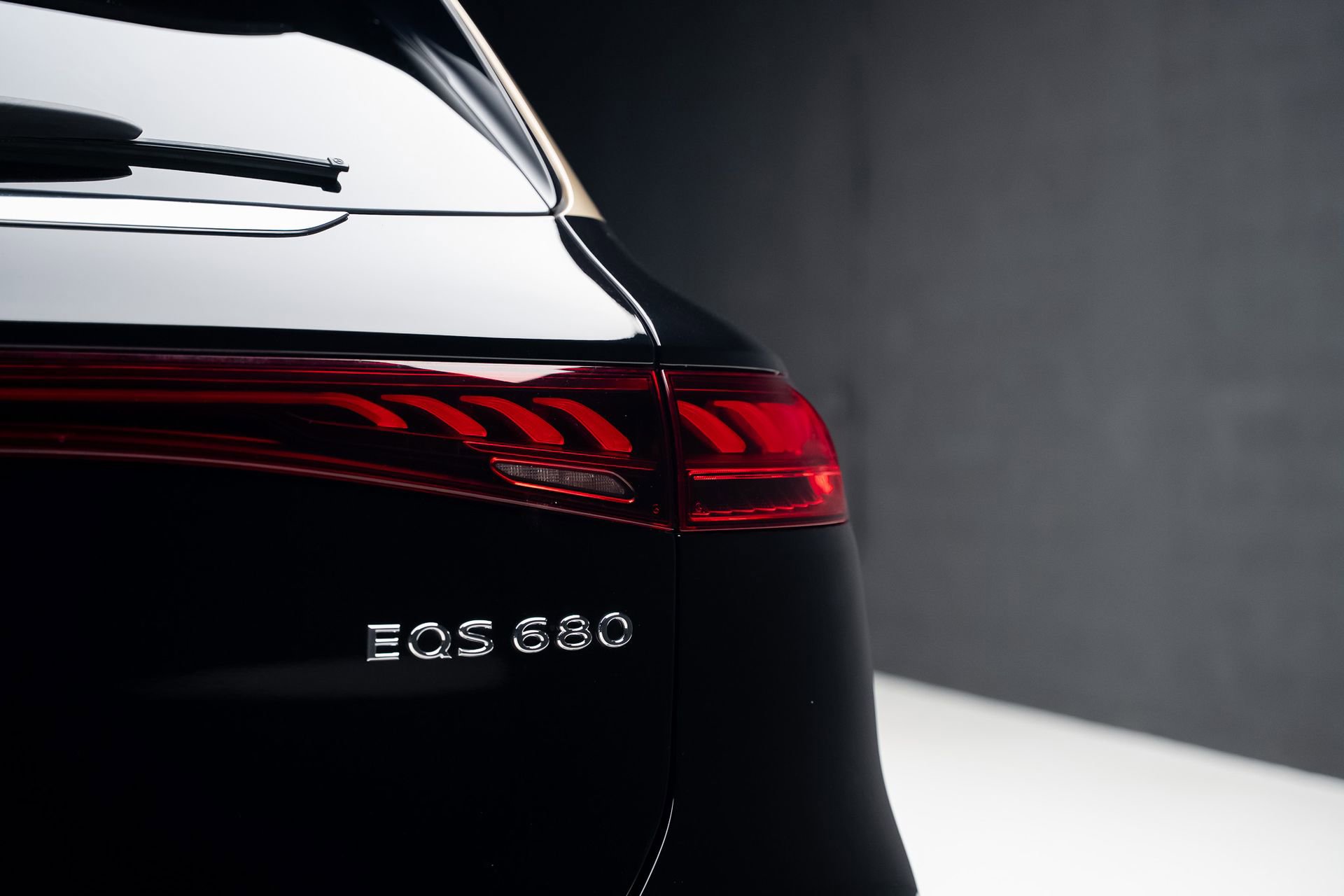 Used 2024 Mercedes-Benz Maybach EQS 680 4MATIC image 31