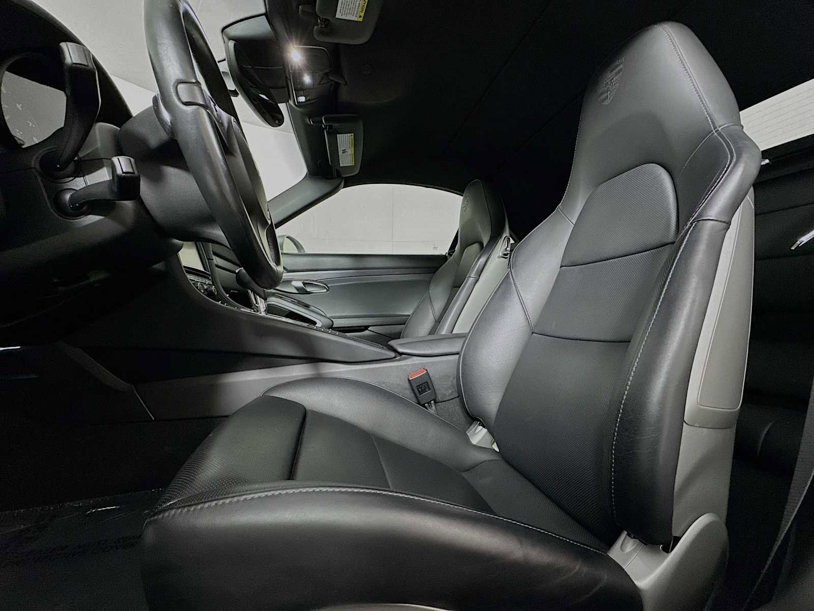 Certified 2015 Porsche 911 Carrera GTS image 5