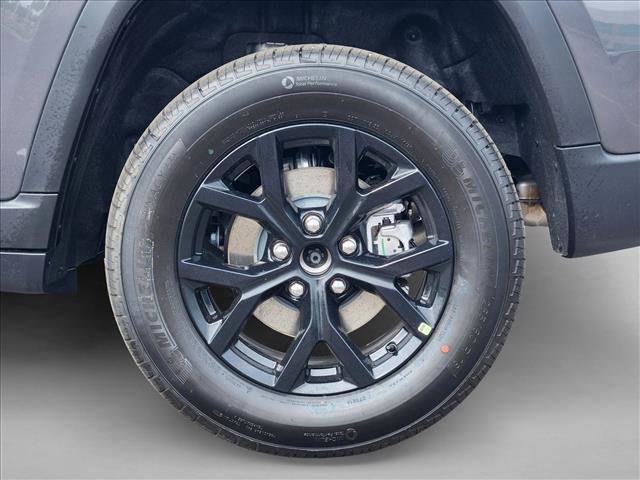 New 2026 Jeep Grand Cherokee Altitude AWD/4WD image 11