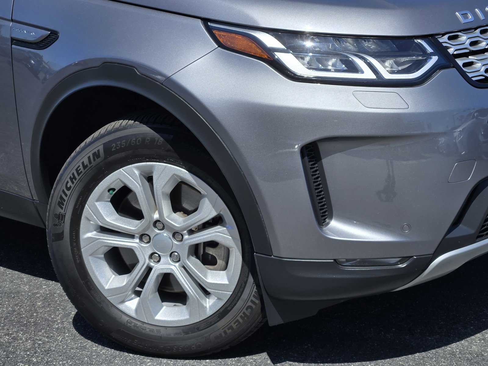 Used 2023 Land Rover Discovery Sport S AWD/4WD image 9