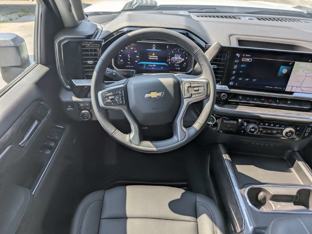 New 2026 Chevrolet Silverado 3500 LTZ w/ LTZ Convenience Package AWD/4WD image 16