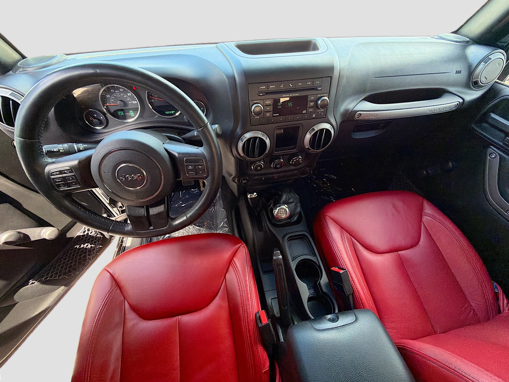Used 2017 Jeep Wrangler Sport w/ Connectivity Group AWD/4WD image 14
