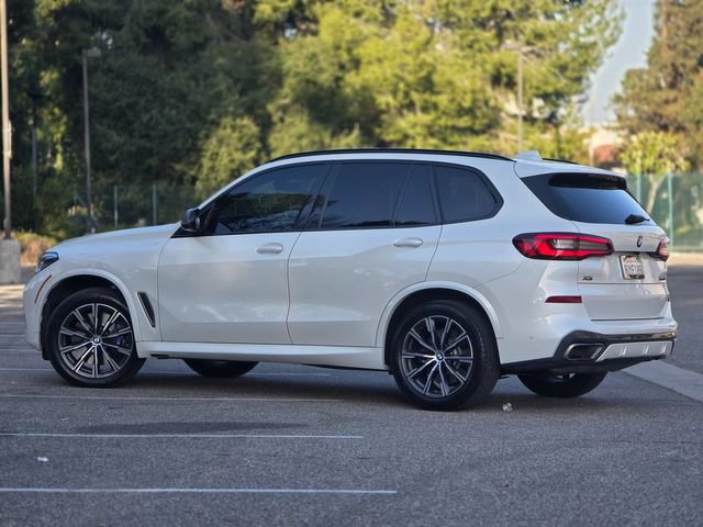 Used 2020 BMW X5 M50i w/ Parking Assistance Package AWD/4WD image 20