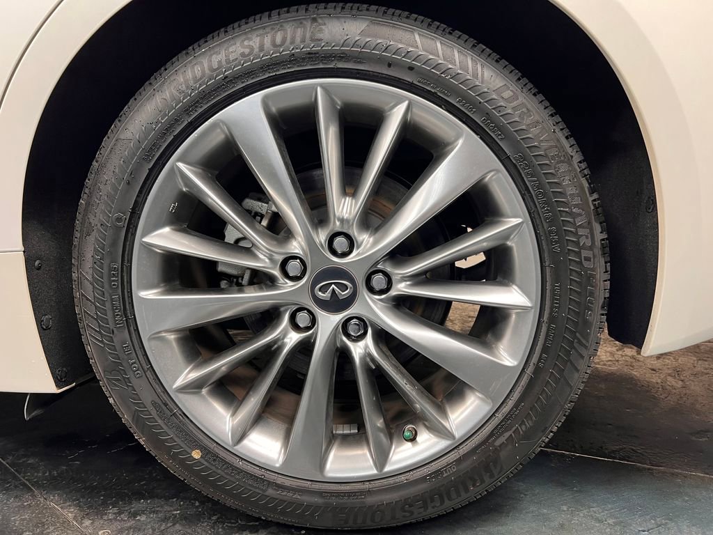 Used 2019 INFINITI Q50 Luxe w/ Essential Package (3.0T Luxe) image 20