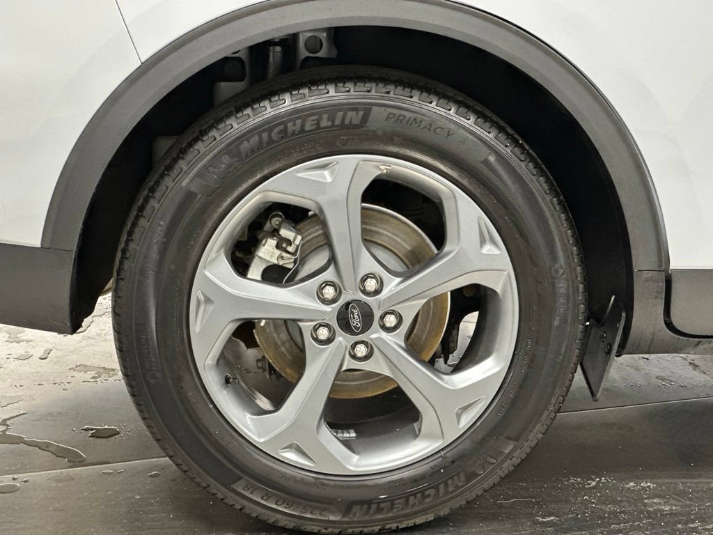 Certified 2025 Ford Escape ST-Line FWD image 26