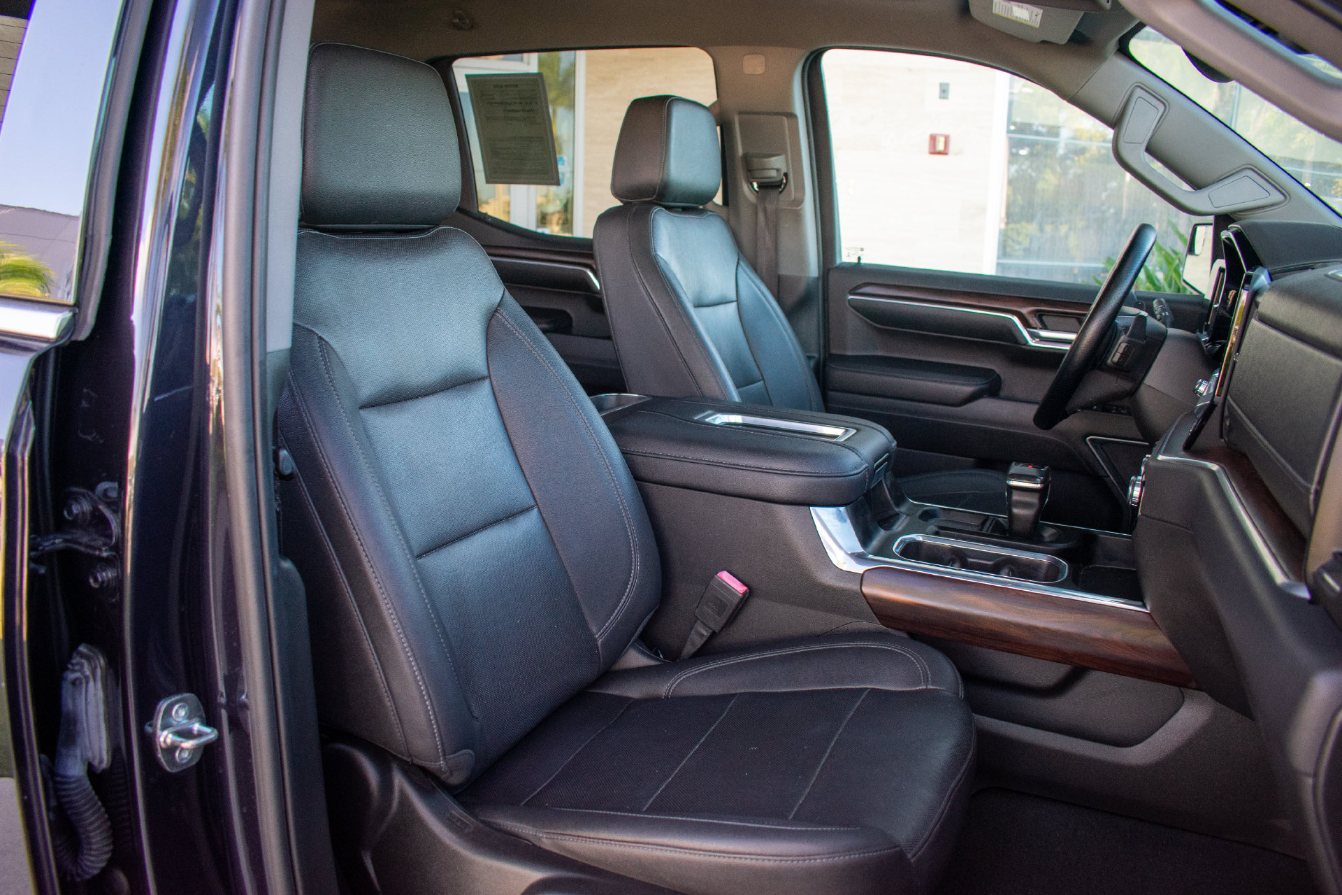 Used 2022 GMC Sierra 1500 SLT w/ SLT Premium Package RWD image 27