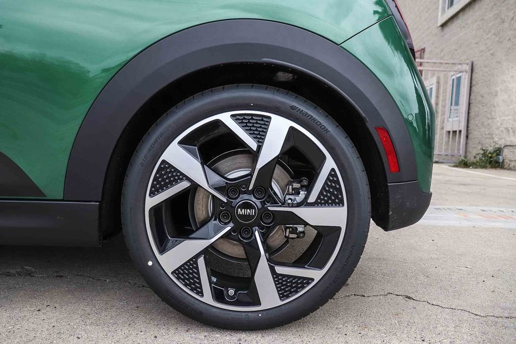 New 2026 MINI Cooper 2-Door Hardtop image 11