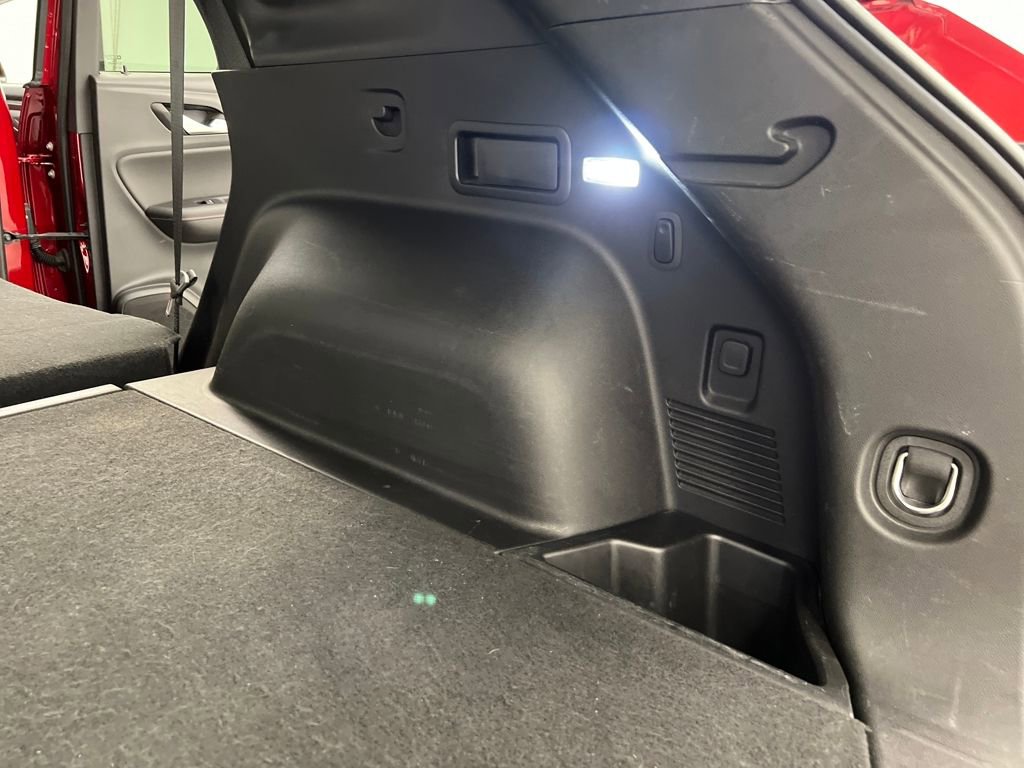 Used 2025 Chevrolet Blazer RS image 33