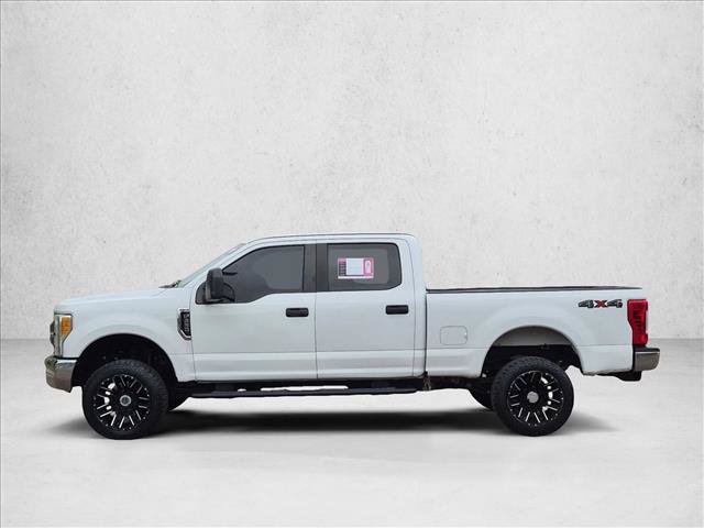 Used 2017 Ford F250 XL w/ STX Appearance Package AWD/4WD image 8