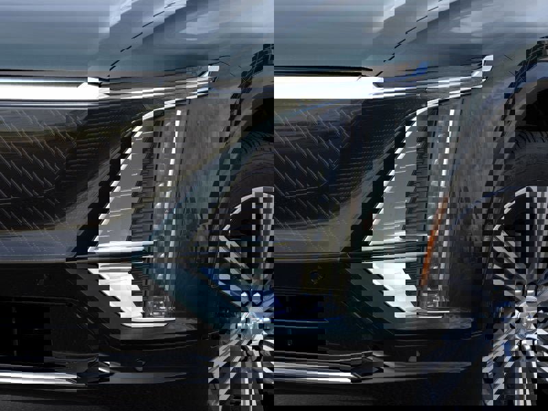 New 2025 Cadillac Lyriq Luxury image 34