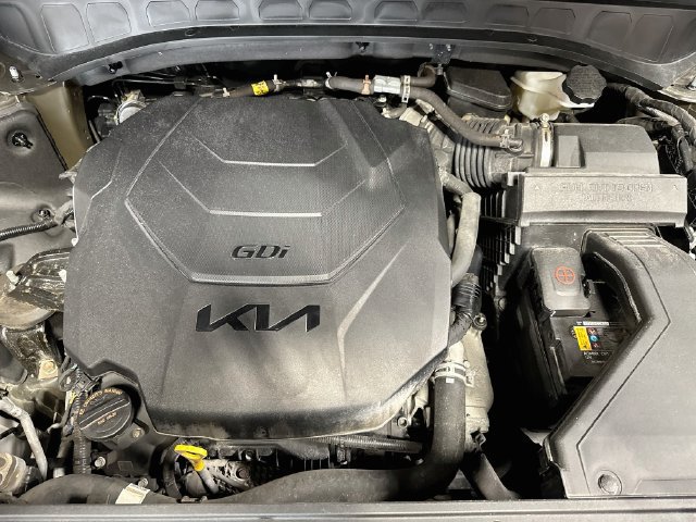 Certified 2023 Kia Telluride EX w/ EX Captain's Chair Package AWD/4WD image 33