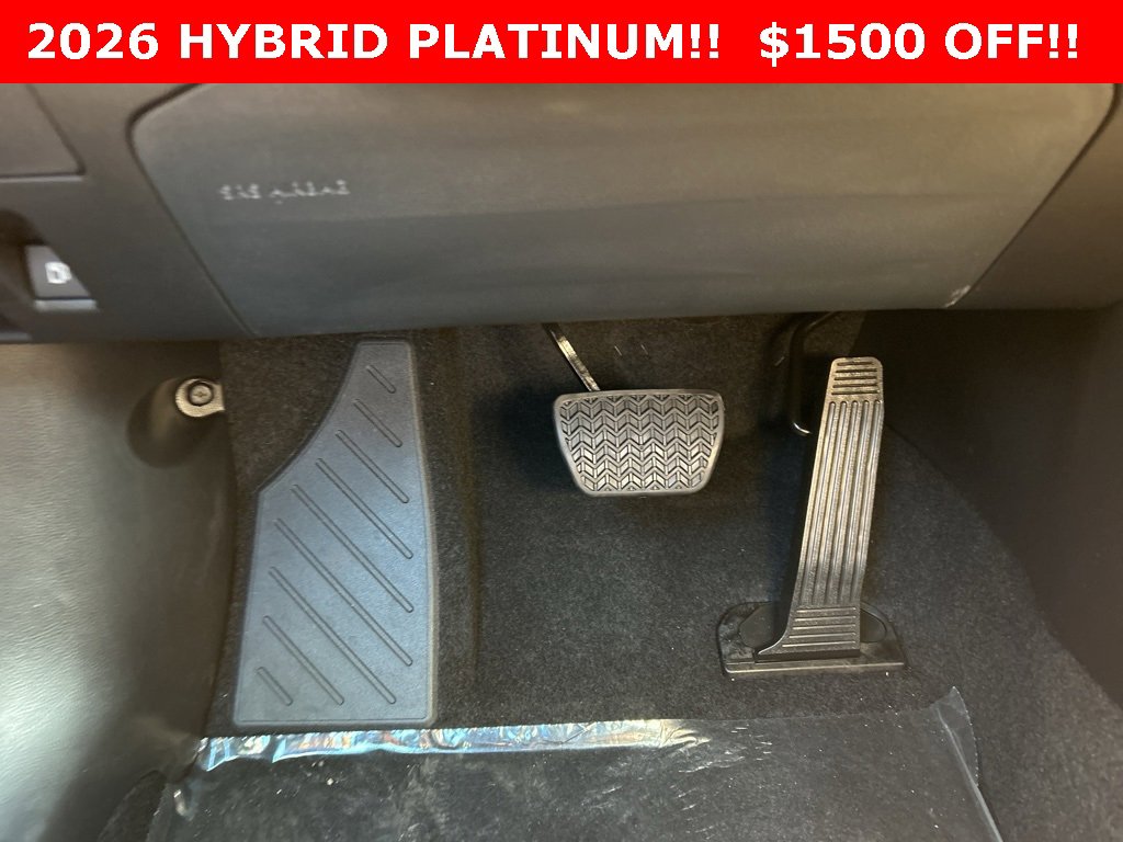 New 2026 Toyota Highlander Platinum image 16