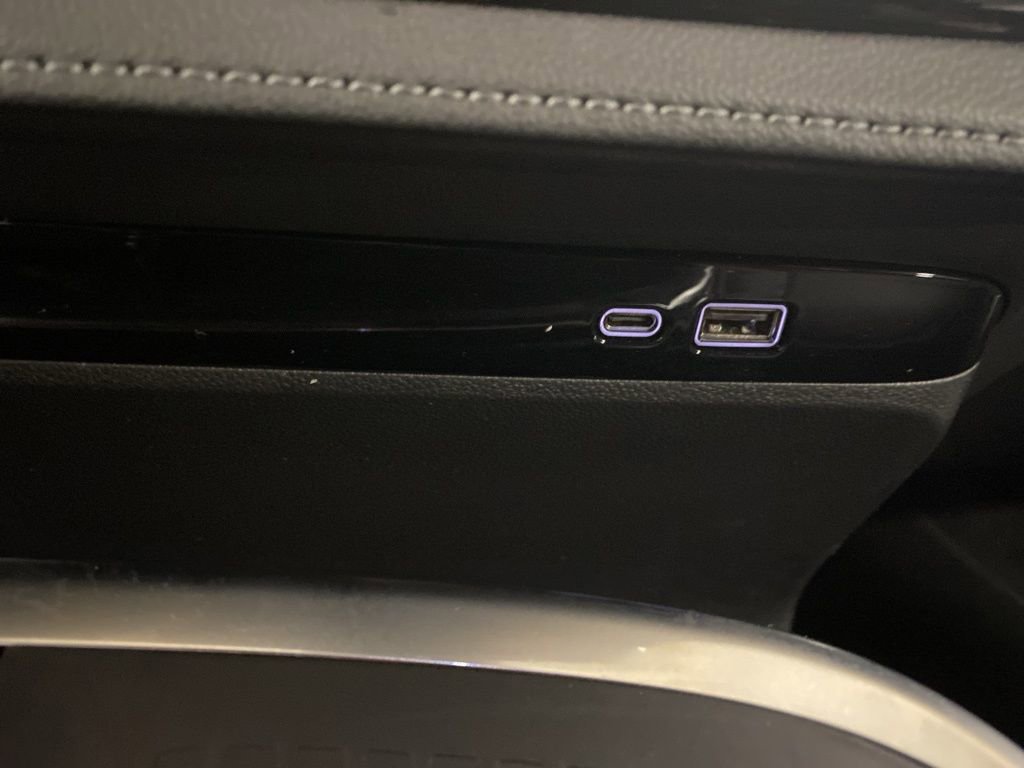 Used 2025 Buick Enclave Preferred image 38