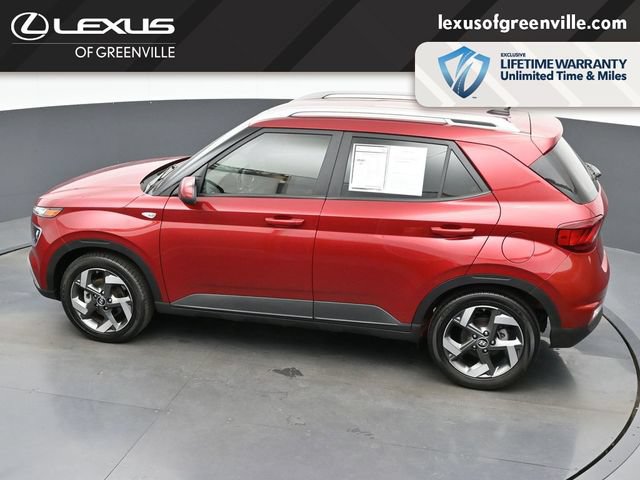 Used 2024 Hyundai Venue Limited FWD image 46