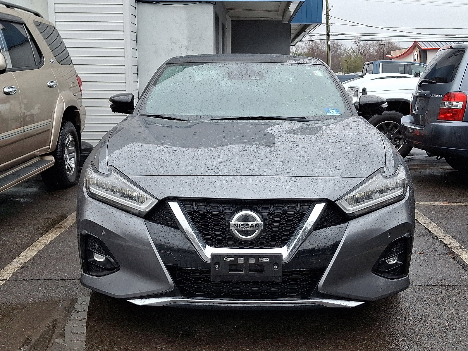 Used 2020 Nissan Maxima SR w/ Sport Mat Group image 2