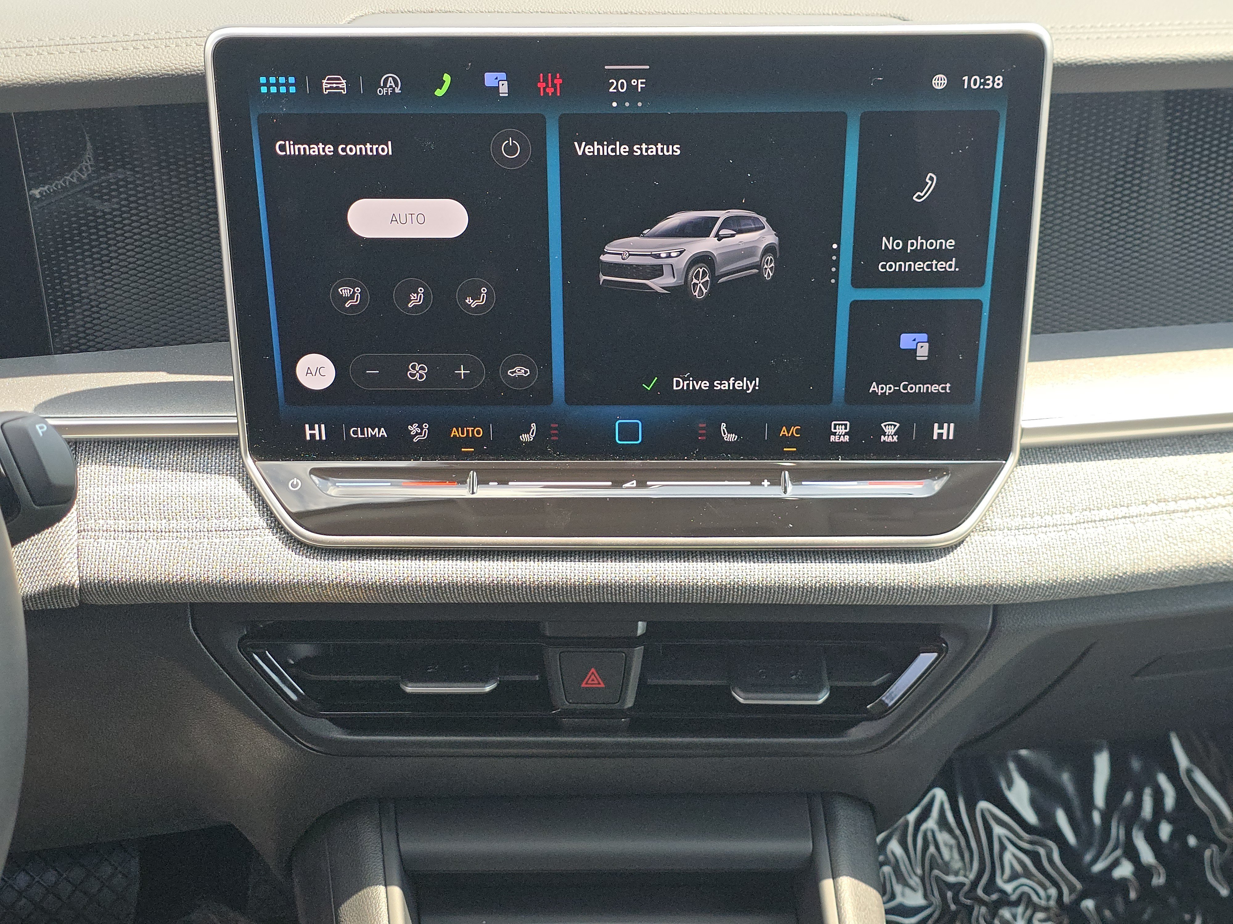 New 2026 Volkswagen Tiguan S FWD image 22