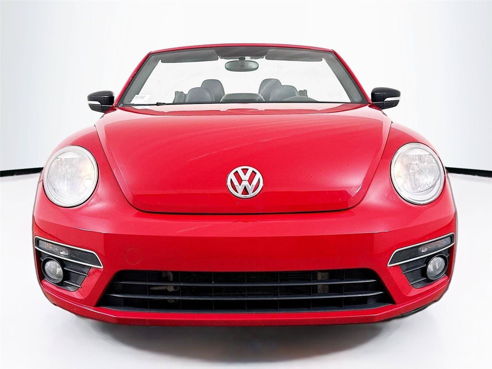 Used 2015 Volkswagen Beetle R-Line FWD image 3