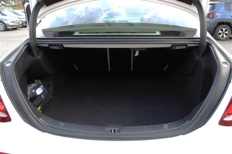 Used 2017 Mercedes-Benz E 300 image 31