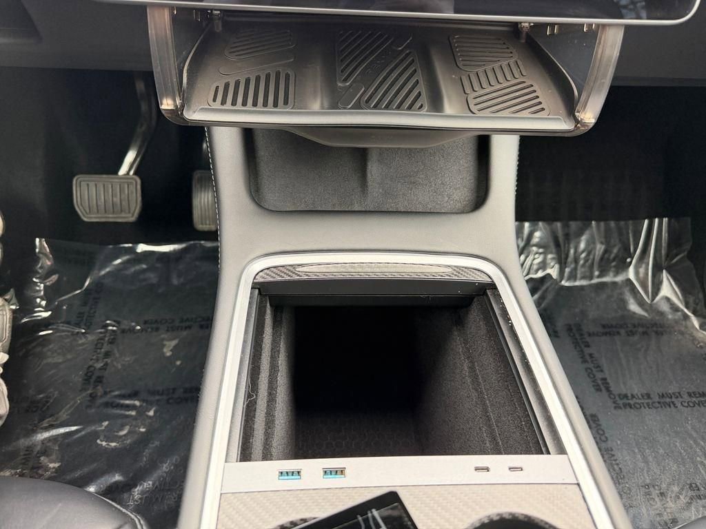 Used 2023 Tesla Model Y Long Range image 21