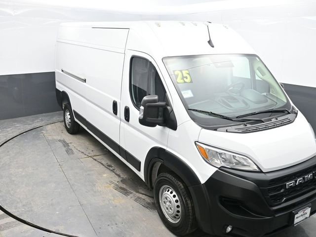 Used 2025 RAM ProMaster 2500 w/ Convenience Group image 22