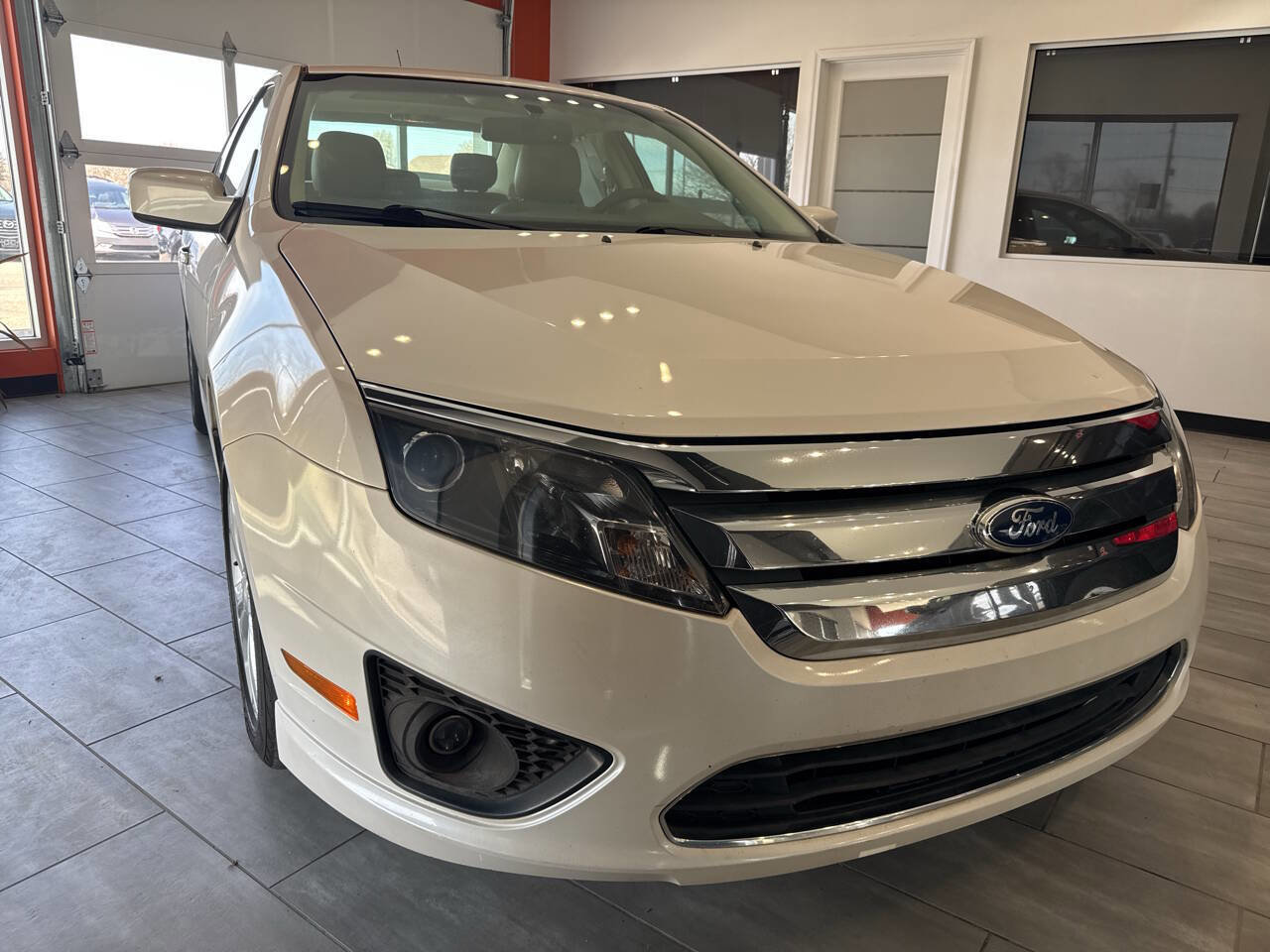 Used 2012 Ford Fusion SE image 1