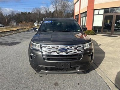 Used 2018 Ford Explorer XLT w/ Equipment Group 202A AWD/4WD image 44