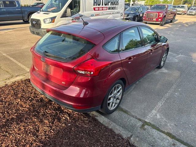 Used 2015 Ford Focus SE w/ Equipment Group 201A FWD image 14