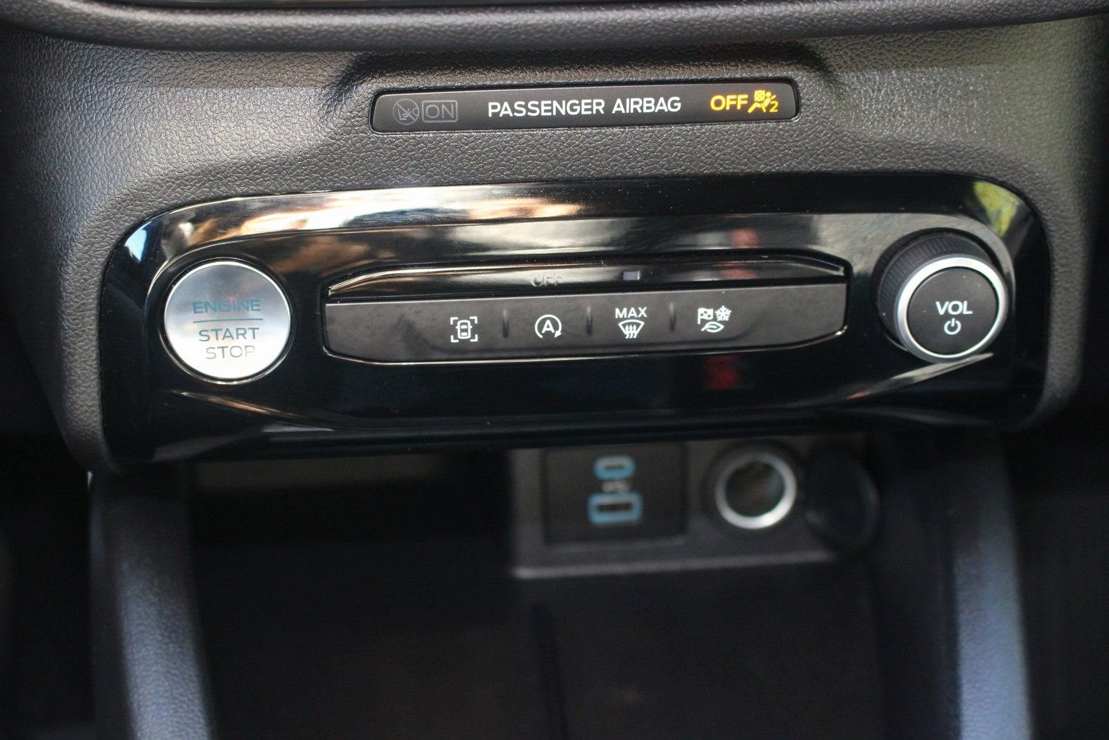 Used 2023 Ford Escape ST-Line w/ Tech Pack #1 image 32