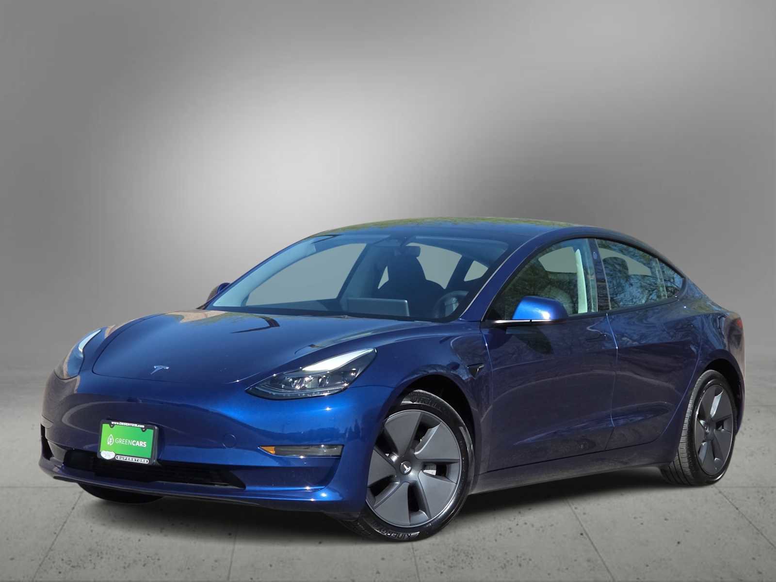 Used 2023 Tesla Model 3 Standard Range image 1