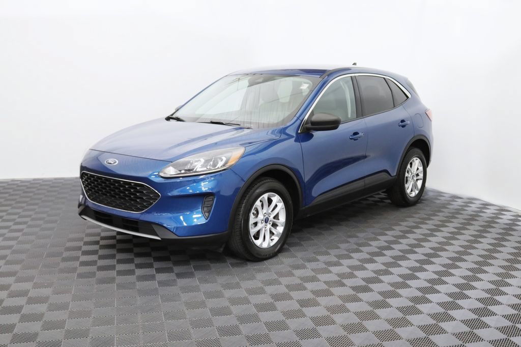 Used 2022 Ford Escape SE w/ Convenience Package AWD/4WD image 3