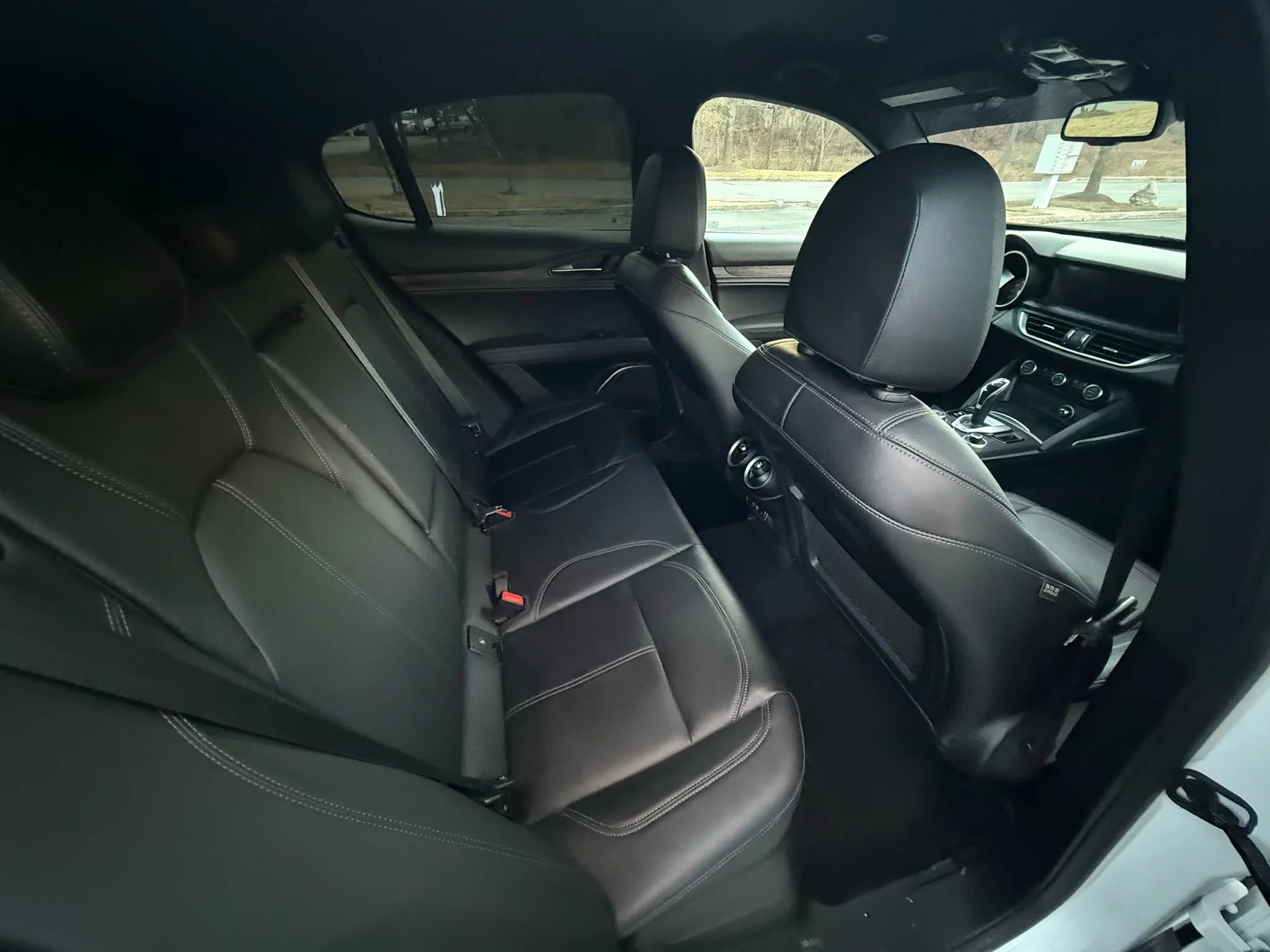 Used 2022 Alfa Romeo Stelvio Sprint image 27
