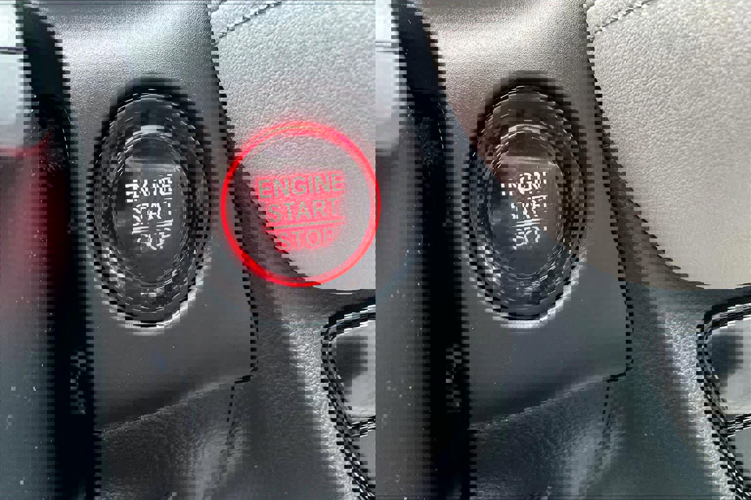 Used 2025 Honda HR-V LX image 33