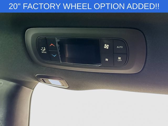New 2027 Chrysler Pacifica Limited AWD/4WD image 25