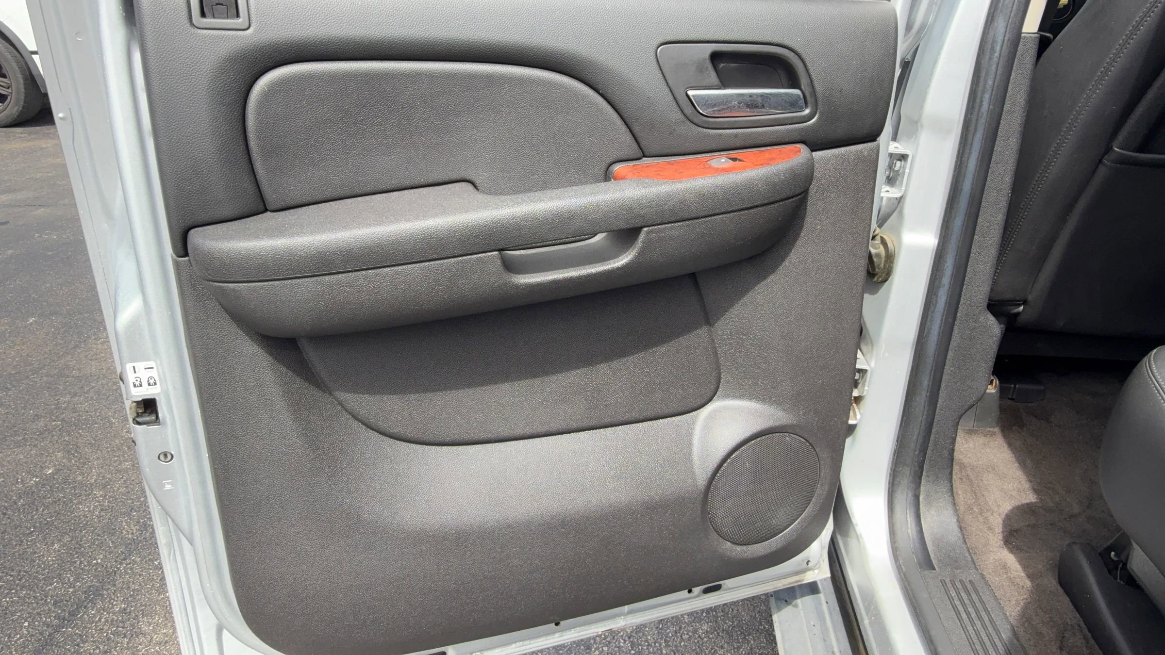 Used 2012 Chevrolet Avalanche LT w/ All-Star Edition AWD/4WD image 11